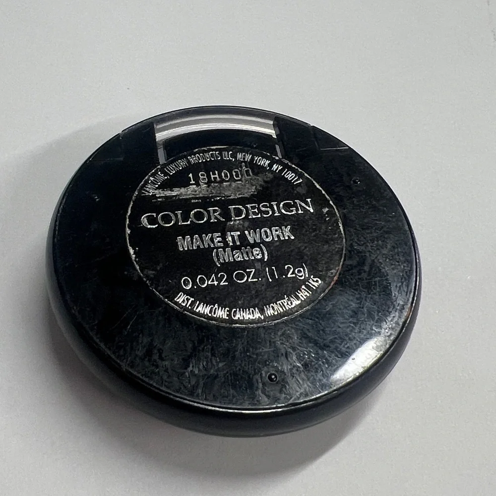 Lancôme Color Design Eyeshadow in Make It Work (a light blue green matte)